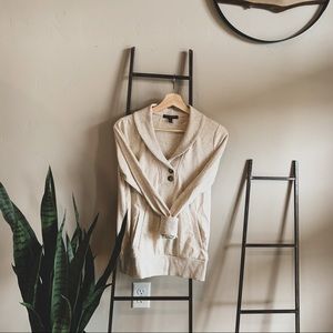 Collared Pullover Sweatshirt